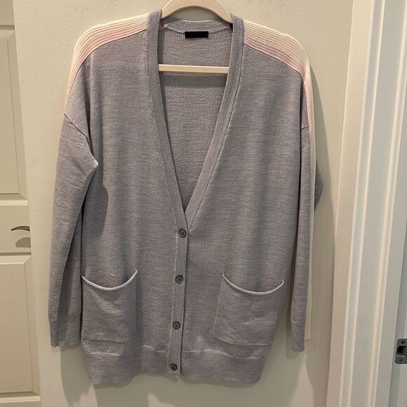 ATM button front closure cardigan School boy light gray/ pink size Small - Picture 1 of 9